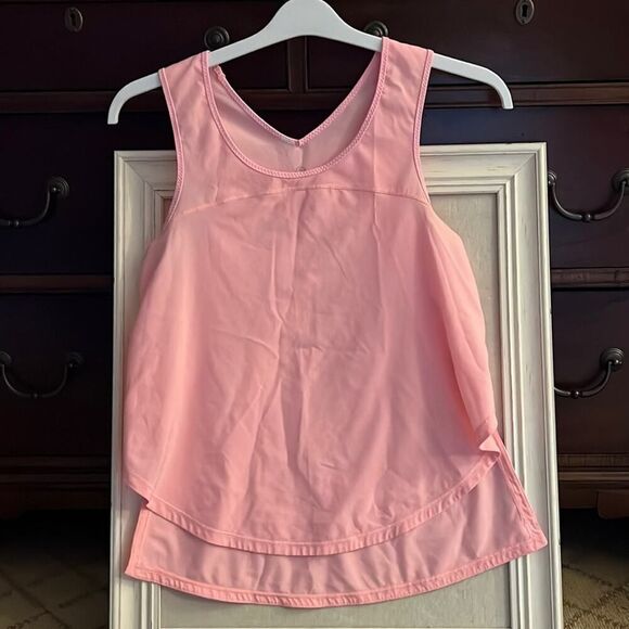 Pink lululemon relaxed fit tank with rounded front and lower back hem M - Picture 1 of 6